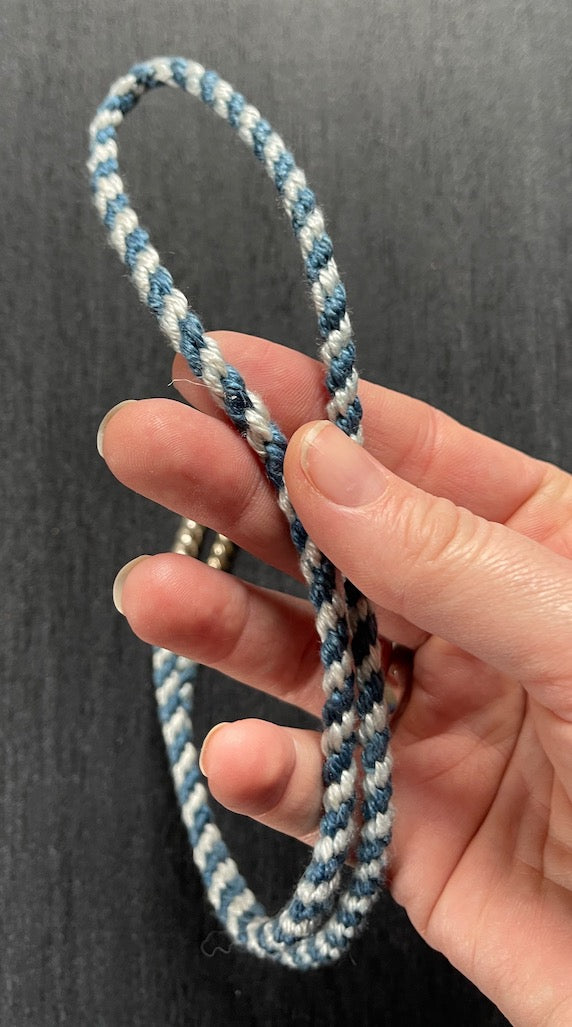 Prunknestel, 80cm pflanzengefärbte Seide