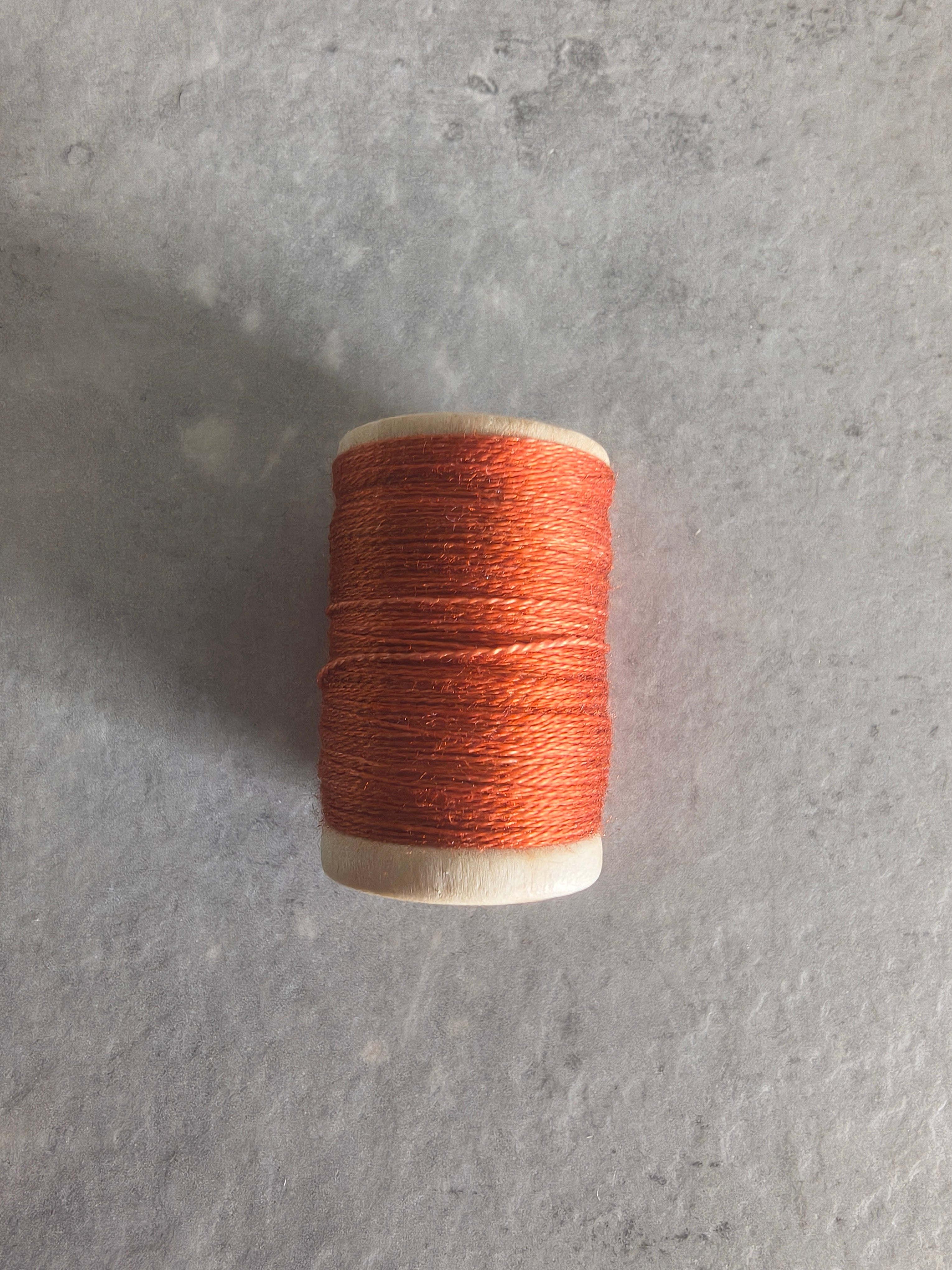 Feines Seidengarn / Nähgarn