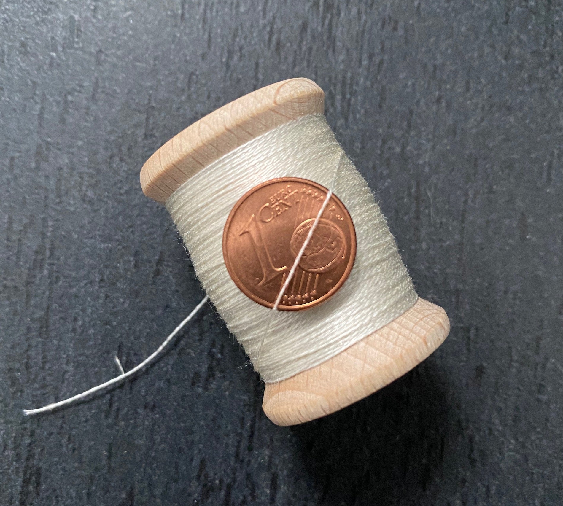 Feines Seidengarn / Nähgarn