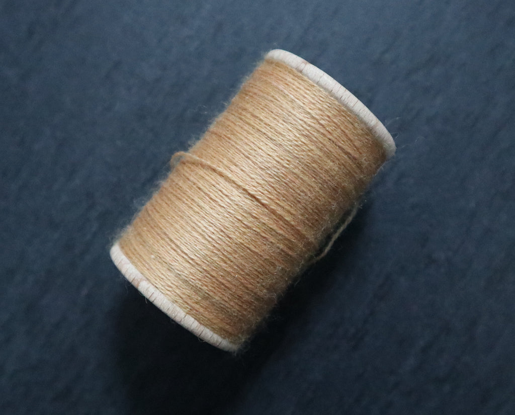 Extra dünnes Wollgarn (pflanzlich gefärbt, 100m)