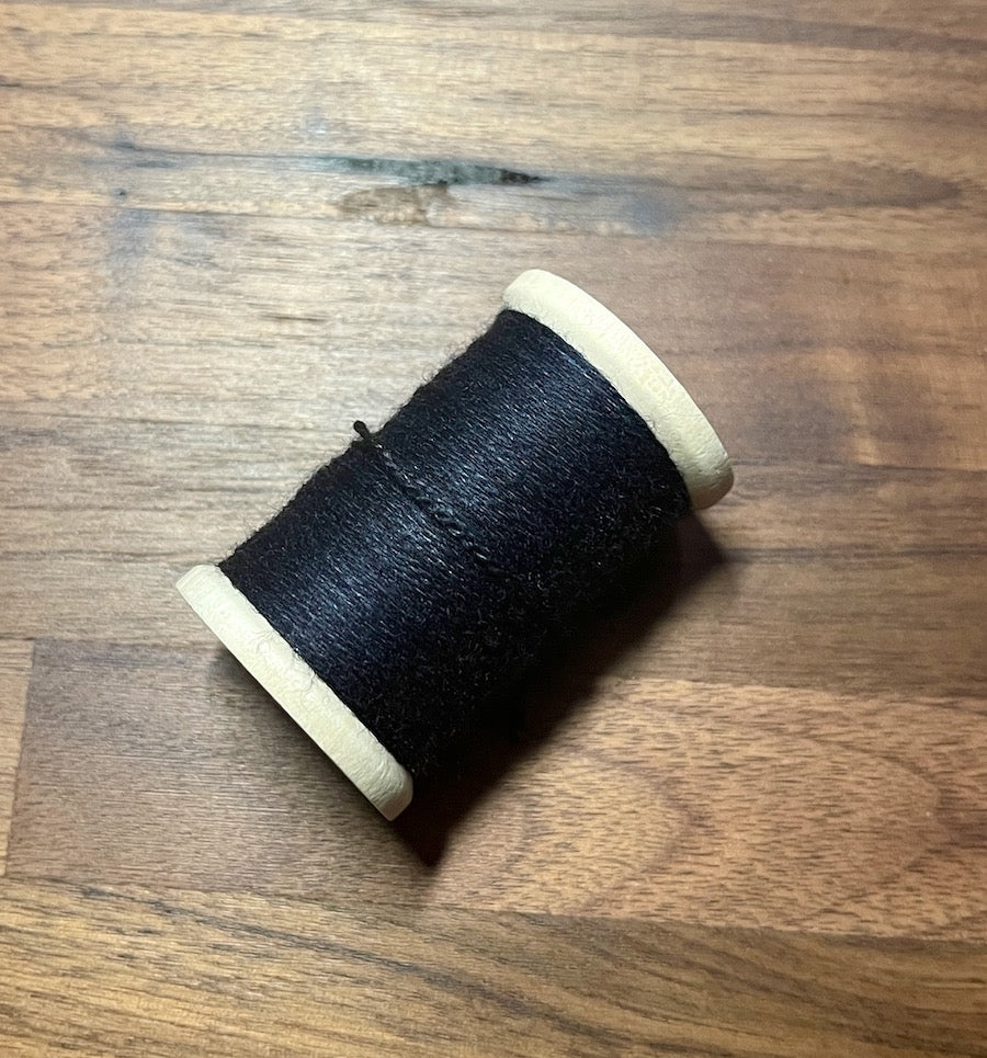 Extra dünnes Wollgarn (pflanzlich gefärbt, 100m)