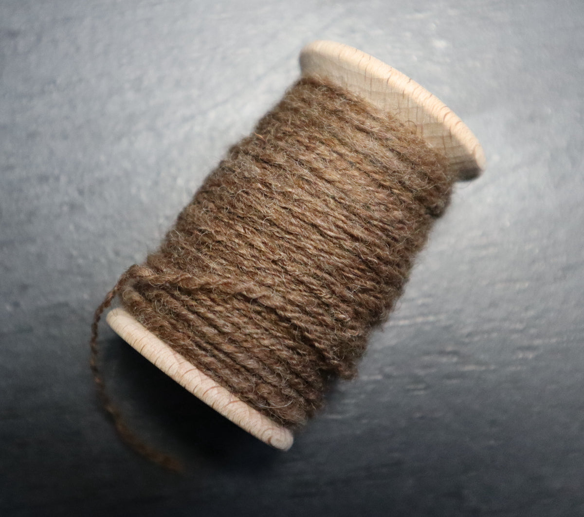 Wollgarn – handgesponnen