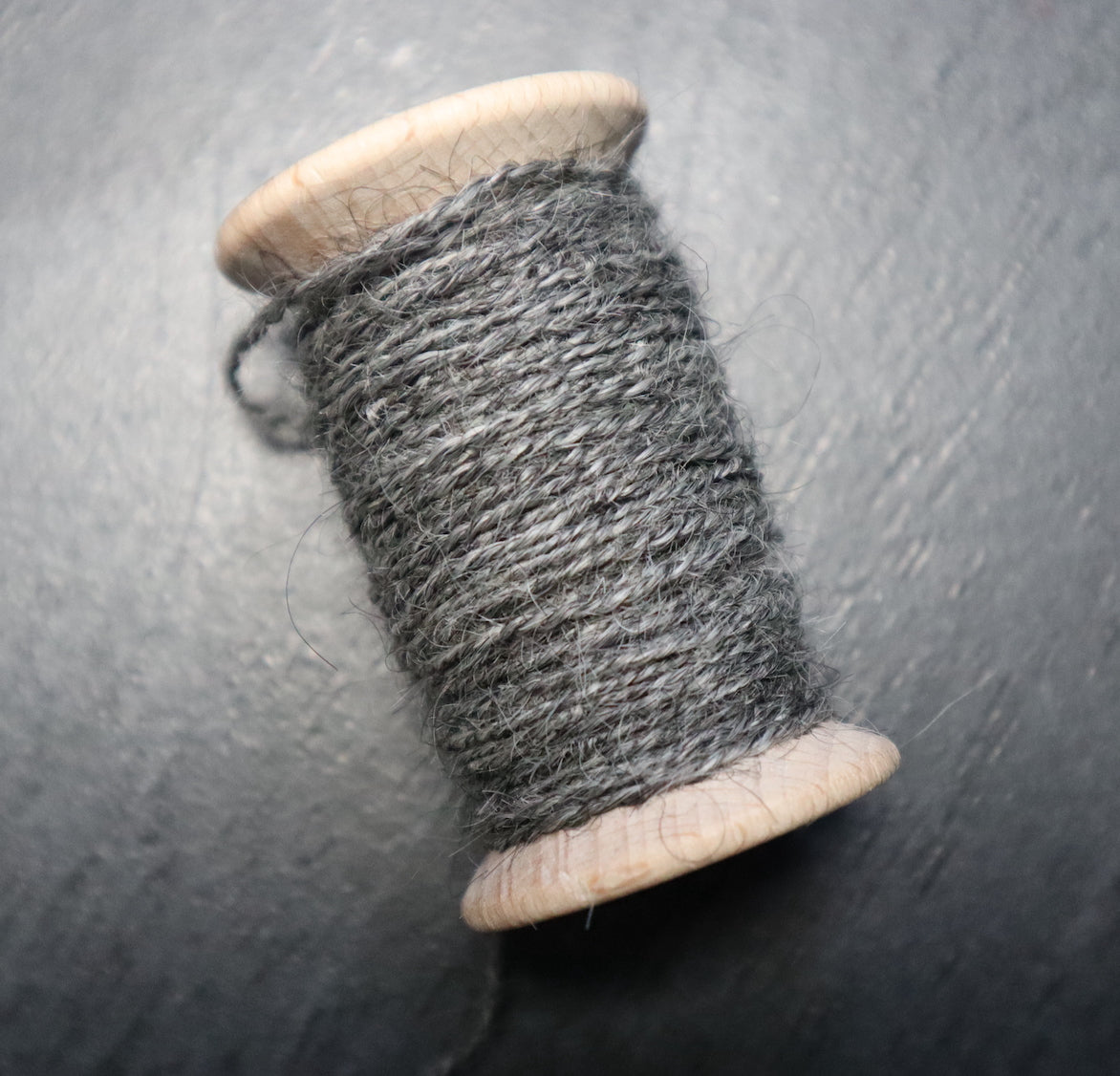 Wollgarn – handgesponnen