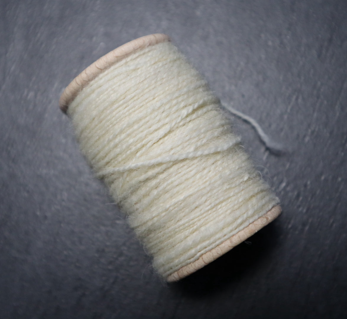 Wollgarn – handgesponnen